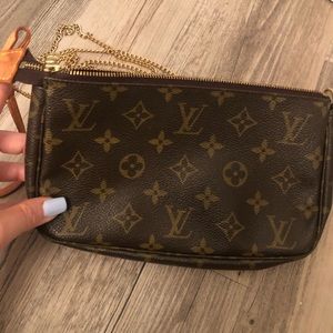 Louis Vuitton Pochette